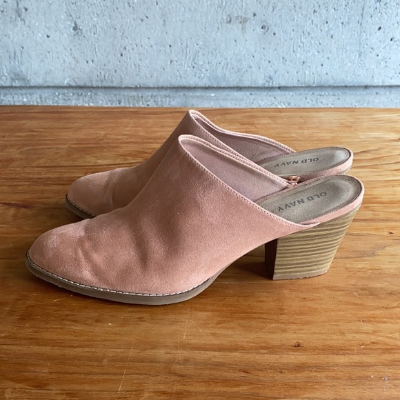 Old Navy Blush Slip On Mules - Picture 5 of 14
